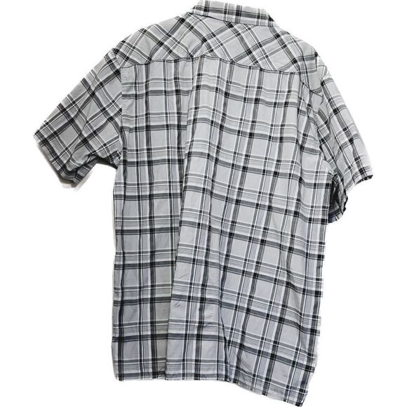 Dickies, men’s size 2X, short sleeve, plaid, button front, very lightweight - Picture 4 of 6